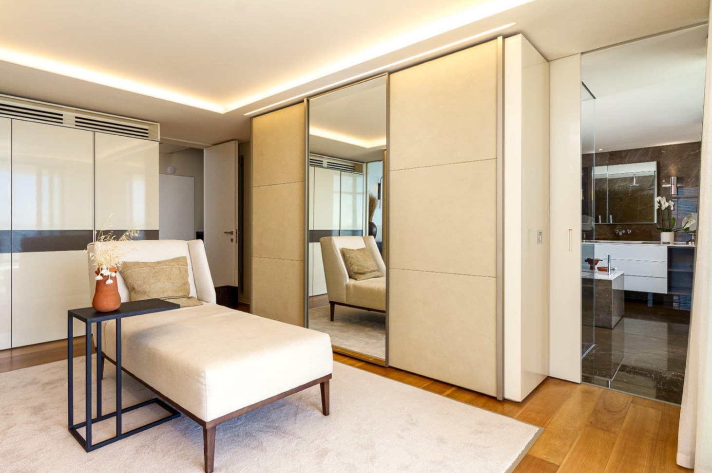 Contemporary Luxury with Scenic Vistas and Rooftop Pool