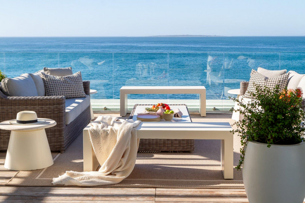 Contemporary Luxury with Scenic Vistas and Rooftop Pool