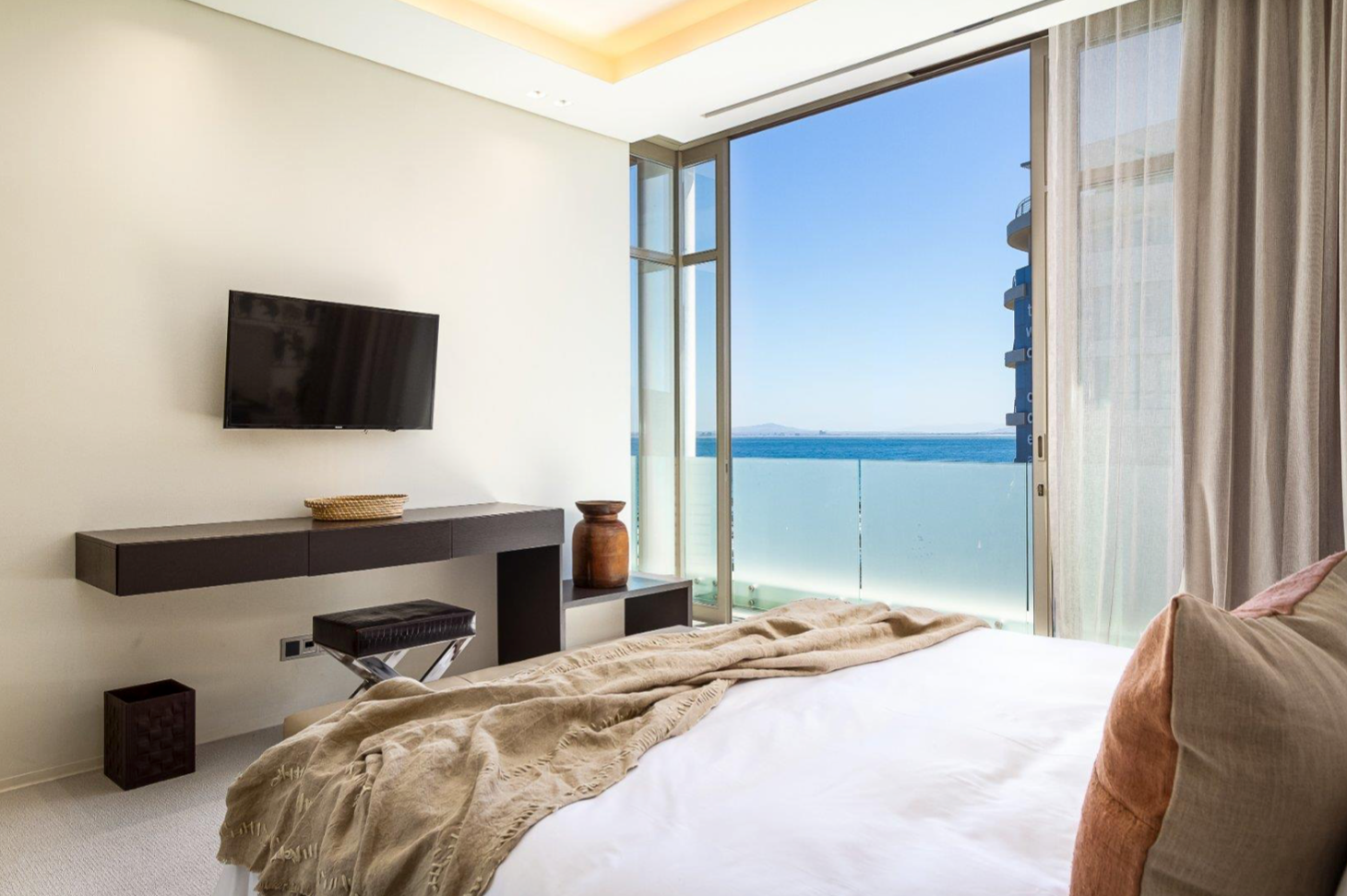 Contemporary Luxury with Scenic Vistas and Rooftop Pool