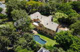 Luxury Living in Zwaanswyk – A Prestigious Constantia Home