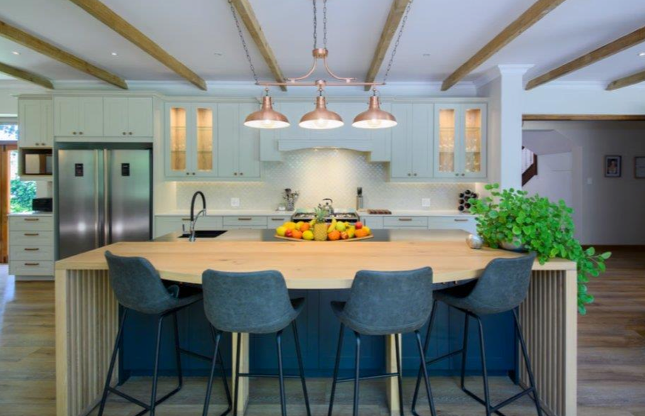 Luxury Living in Zwaanswyk – A Prestigious Constantia Home