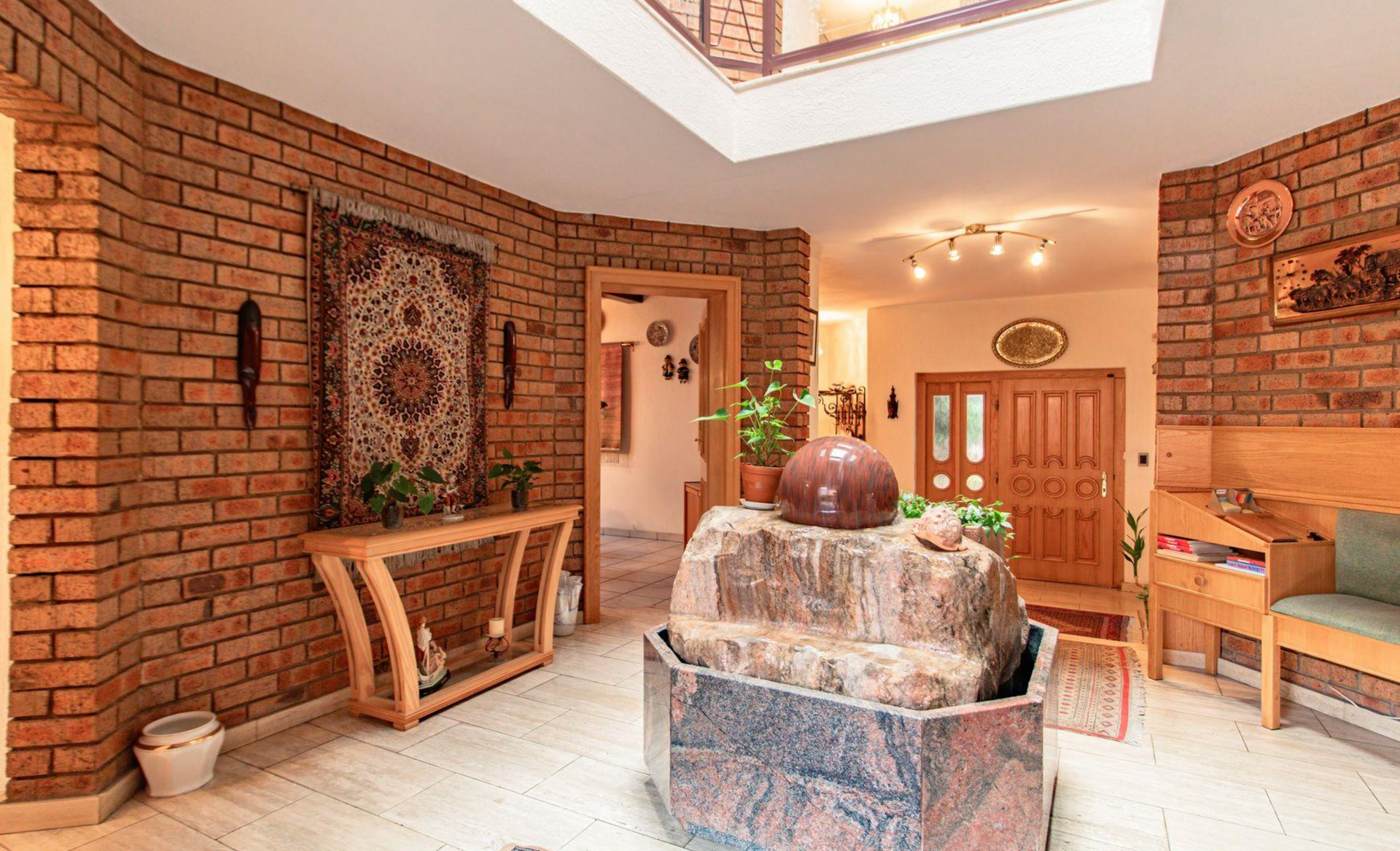 4 Bedroom Family Home in Secure Boomed Area in Bedfordview