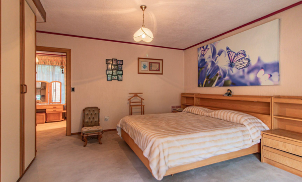 4 Bedroom Family Home in Secure Boomed Area in Bedfordview