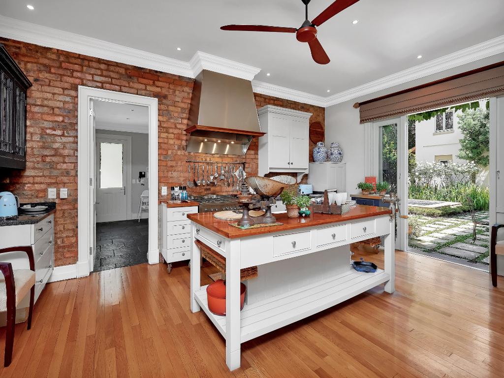 Property 1020875 - Image 4