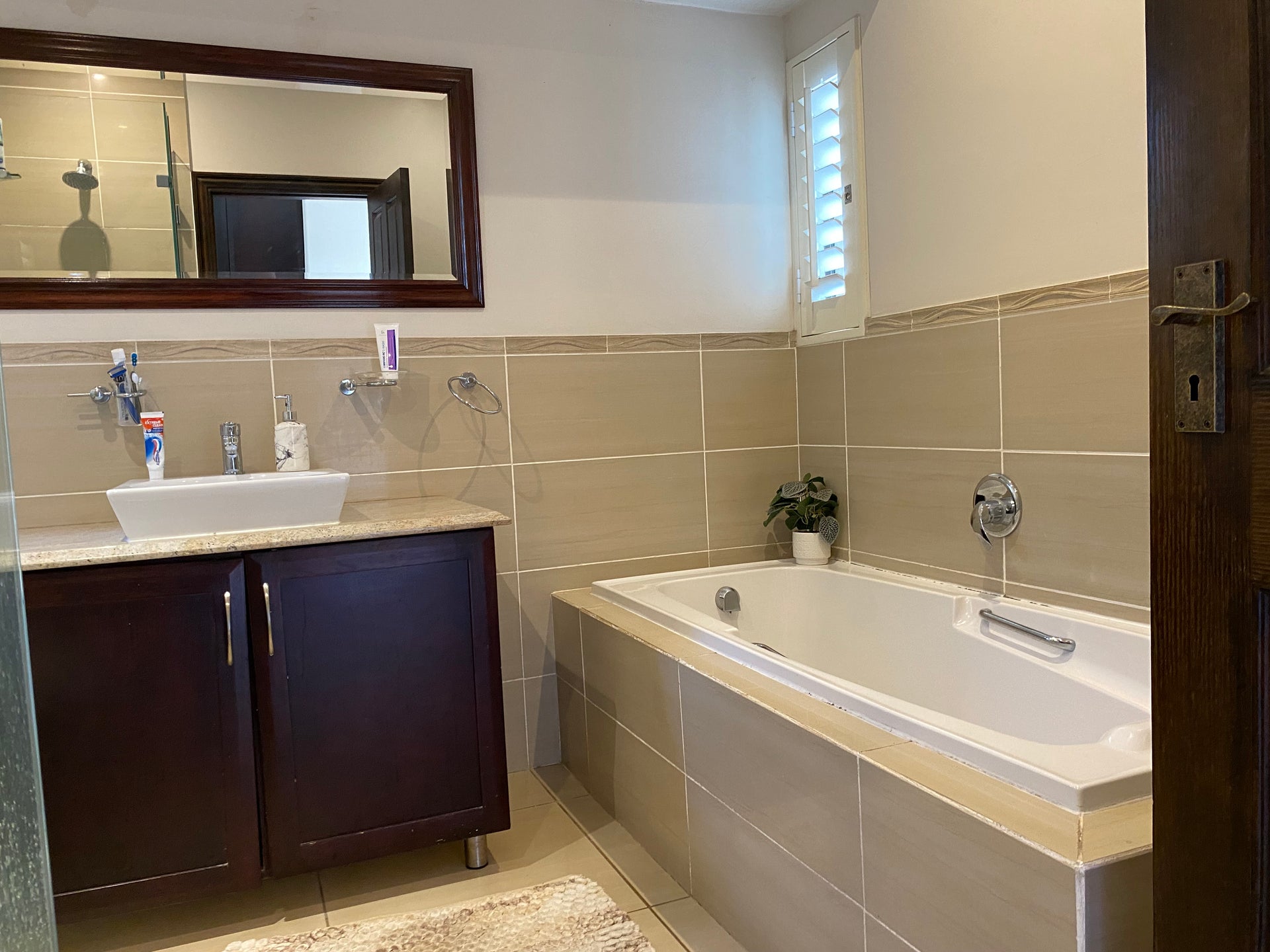 Property 1223484 - Image 16