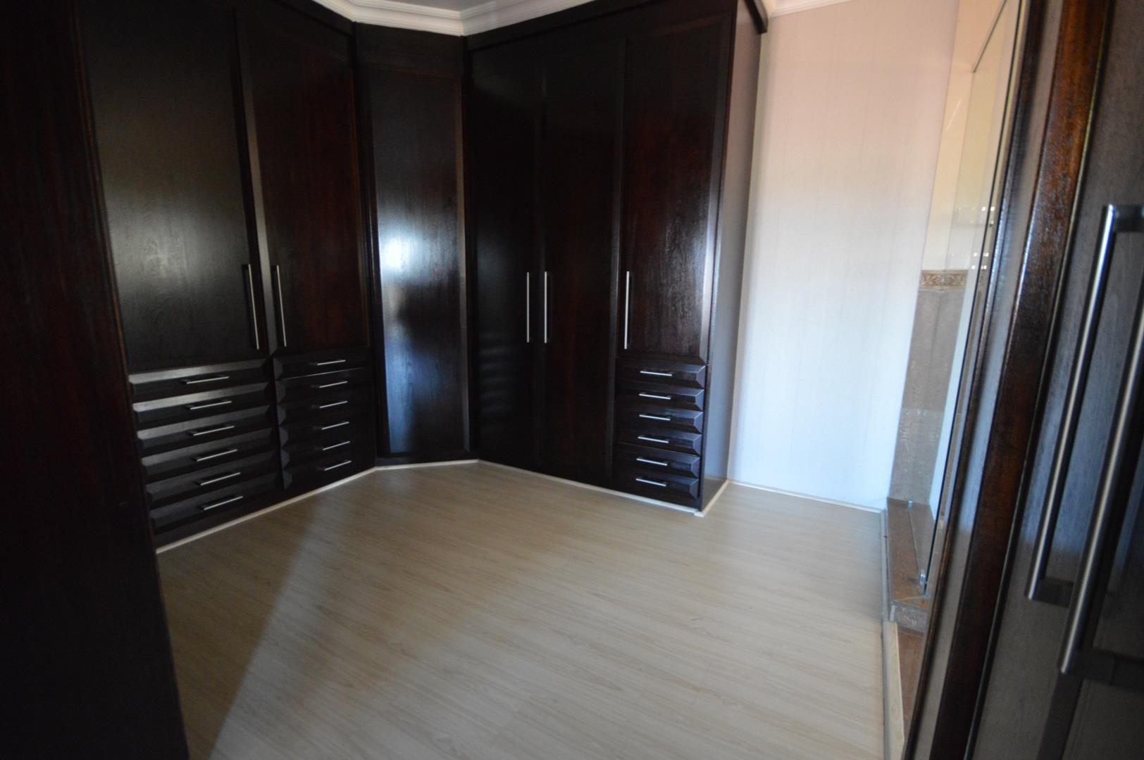 Property 1270235 - Image 40