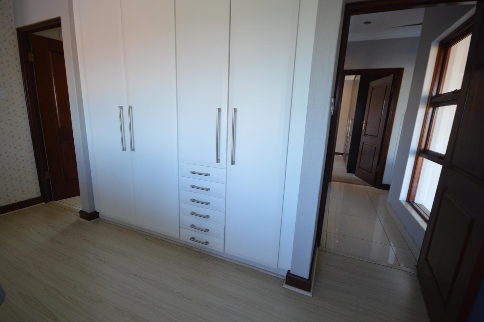Property 1270235 - Image 54