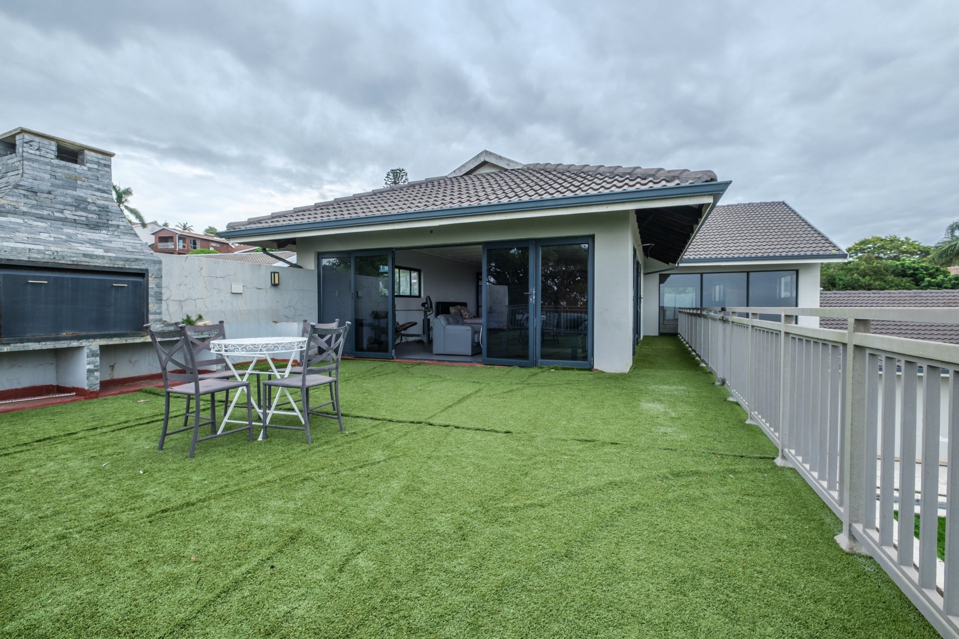 Property 1334217 - Image 52