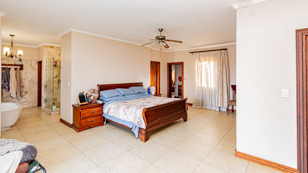 Property 1349181 - Image 12