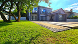 Property 1397353 - Image 1