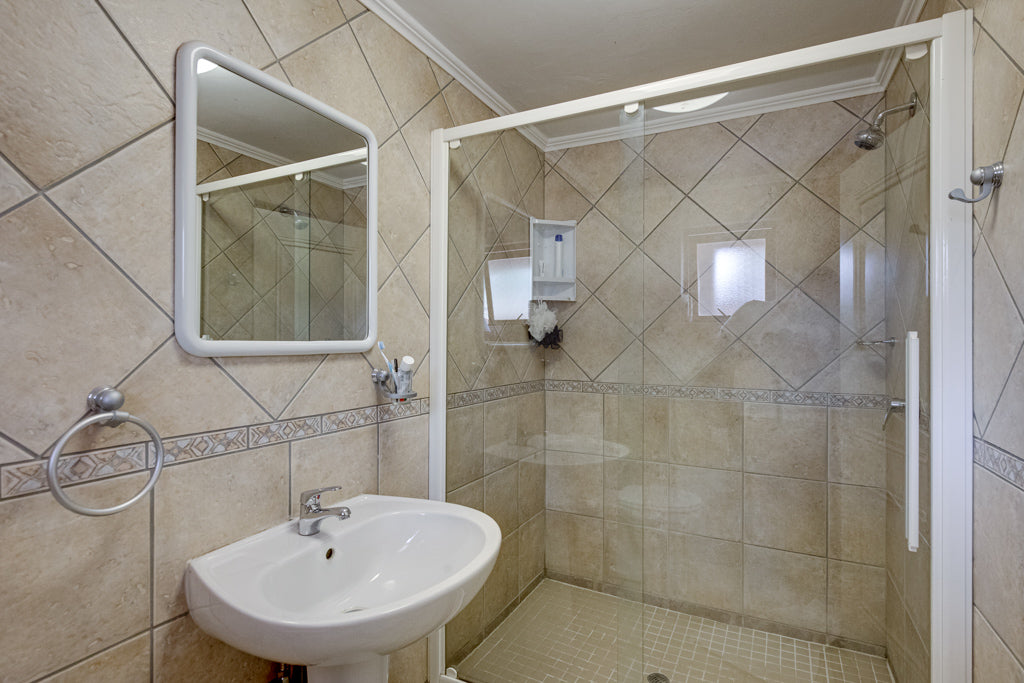 Property 1412717 - Image 16