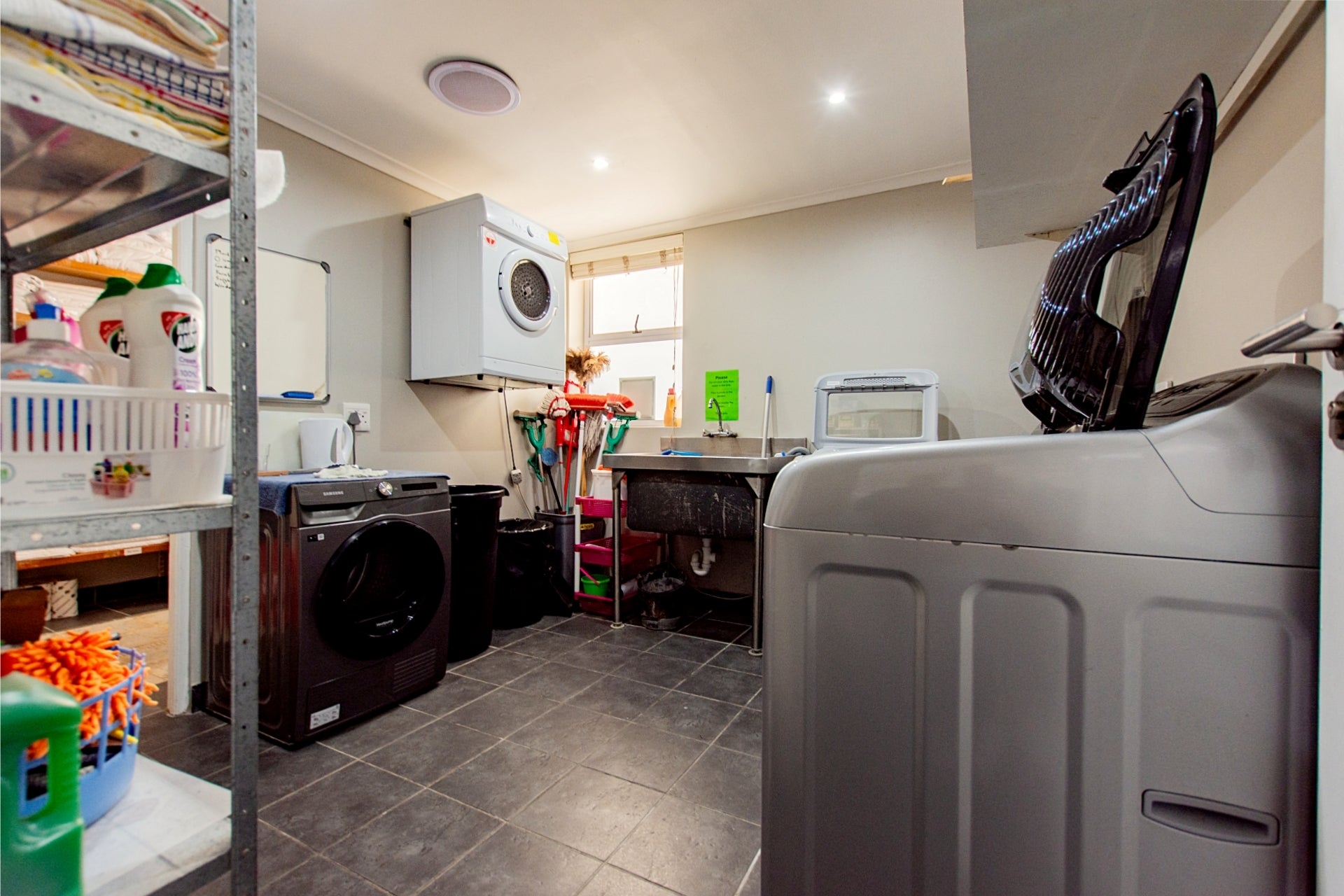 Property 1453715 - Image 77