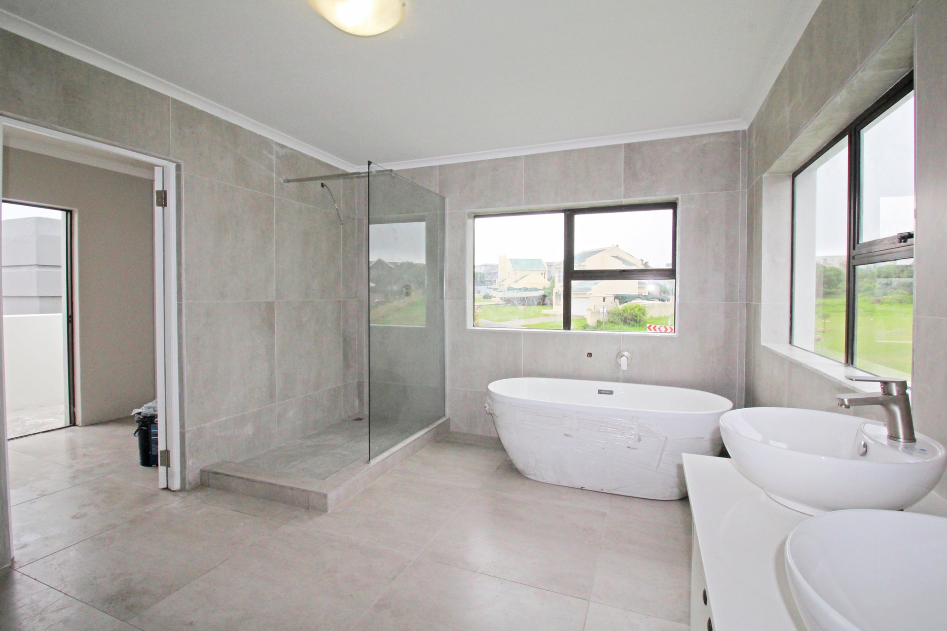 Property 1615930 - Image 13