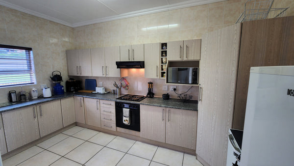Property 1645862 - Image 14