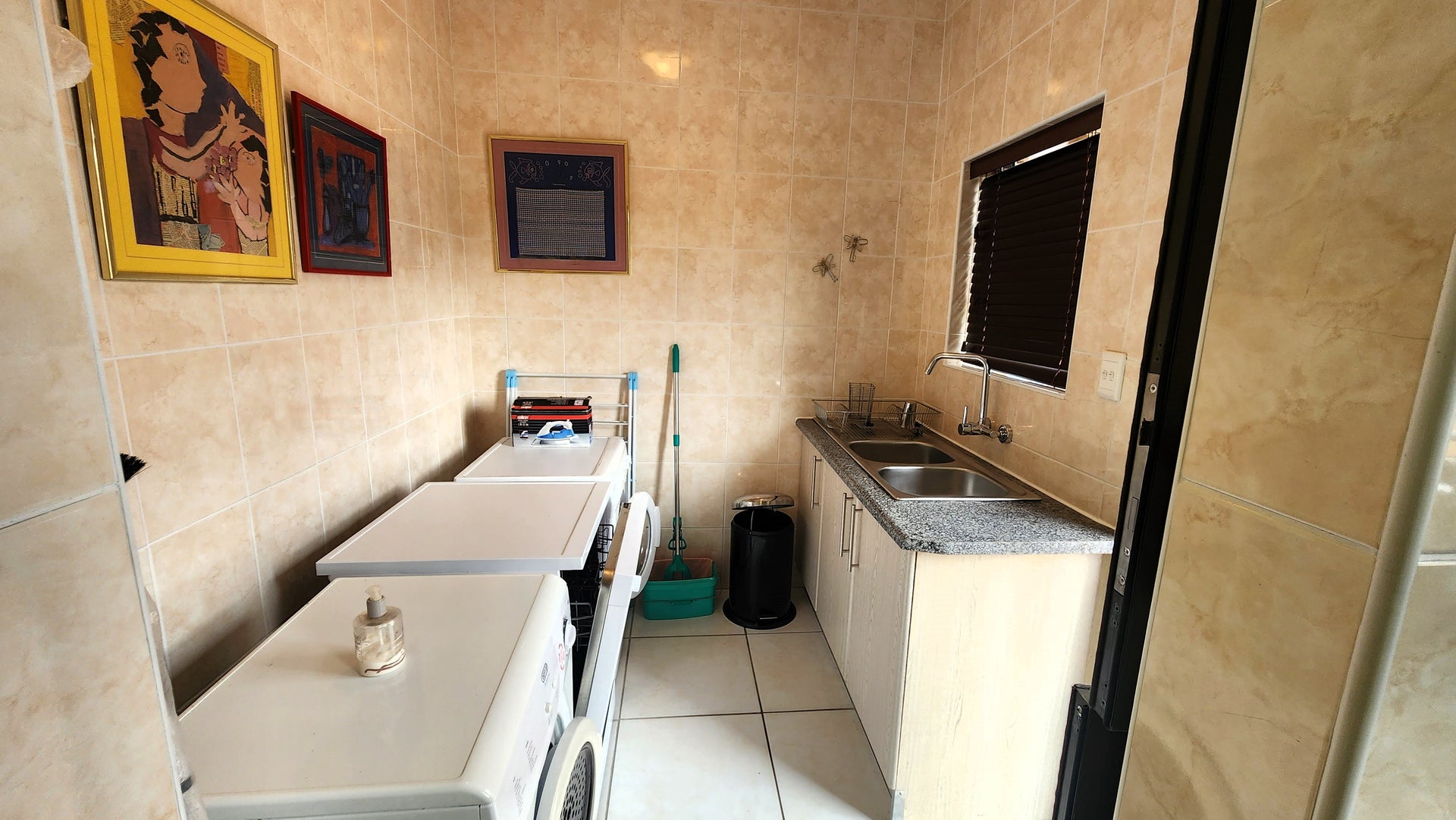Property 1645862 - Image 17