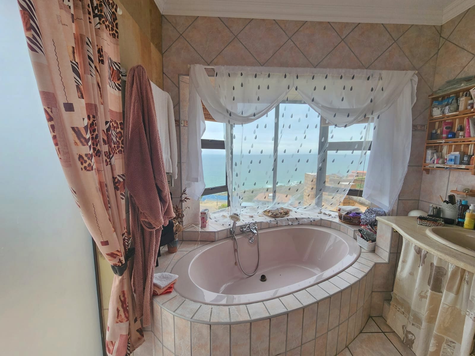 Property 1665050 - Image 15
