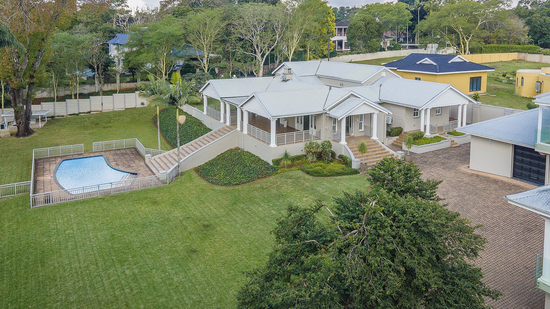 Property 1761627 - Image 95