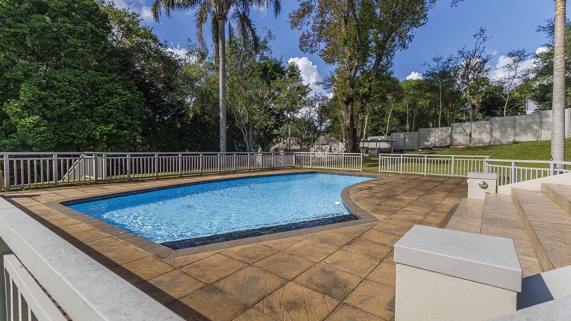Property 1761627 - Image 96