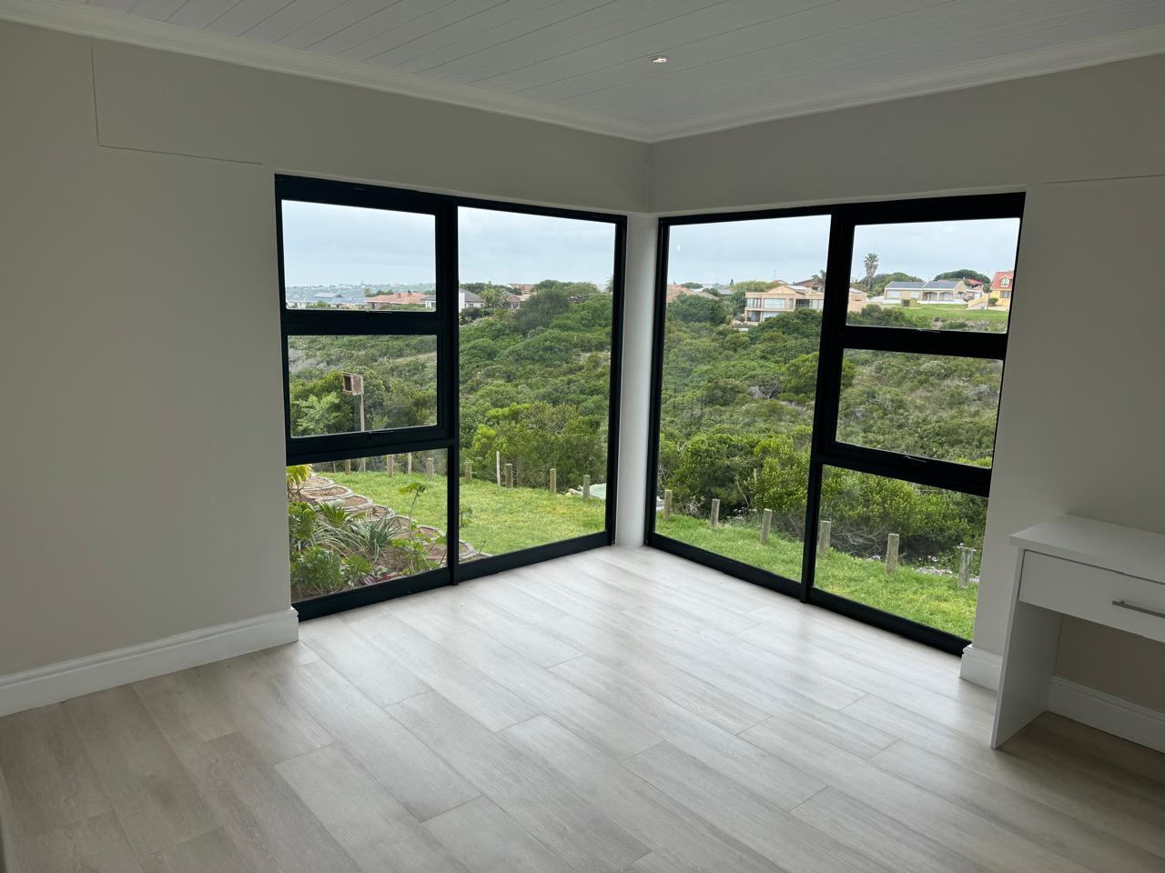 Property 1802036 - Image 10