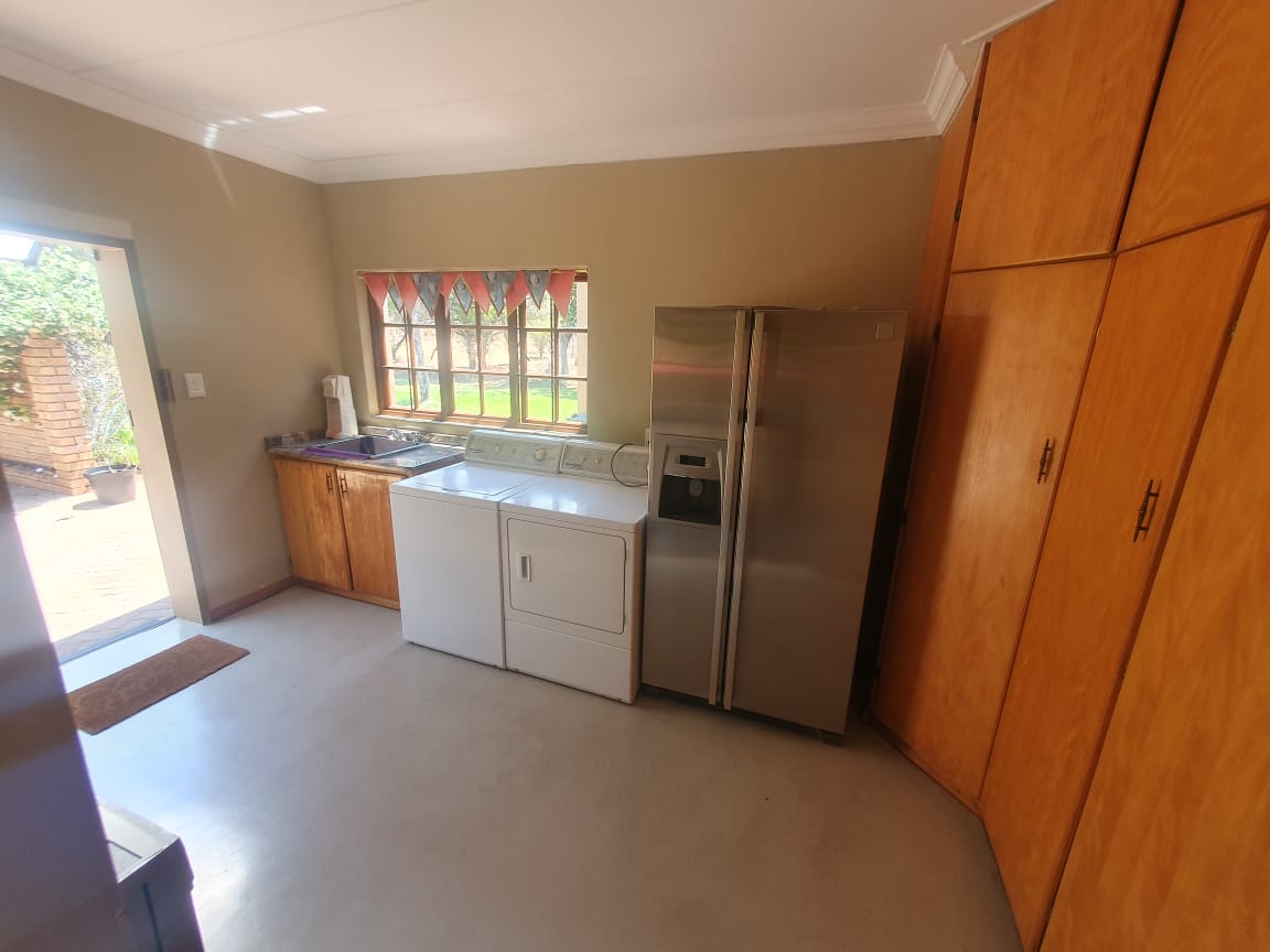 Property 1813105 - Image 83