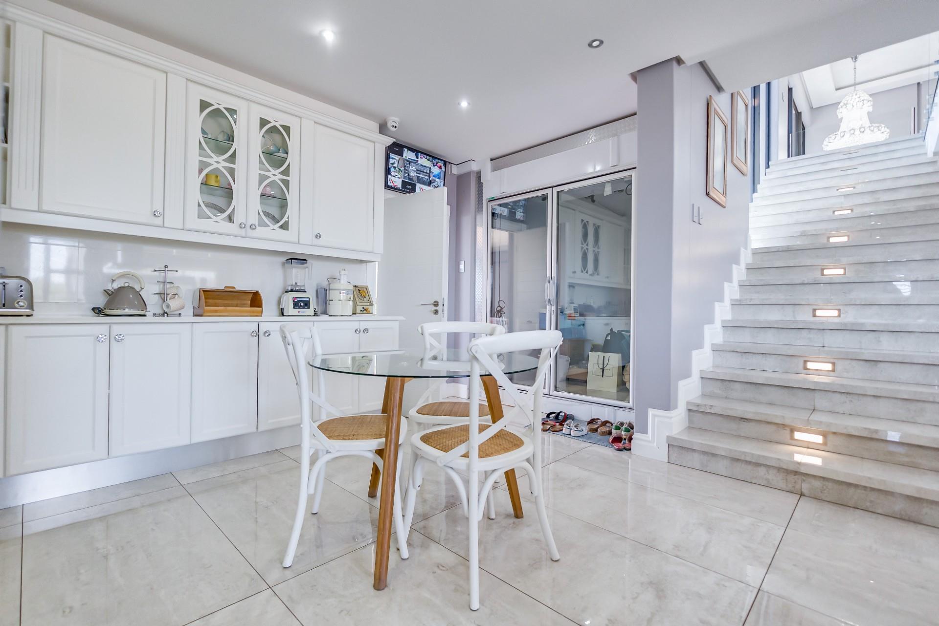 Property 2722504 - Image 11