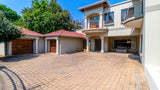 Property 2884520 - Image 2
