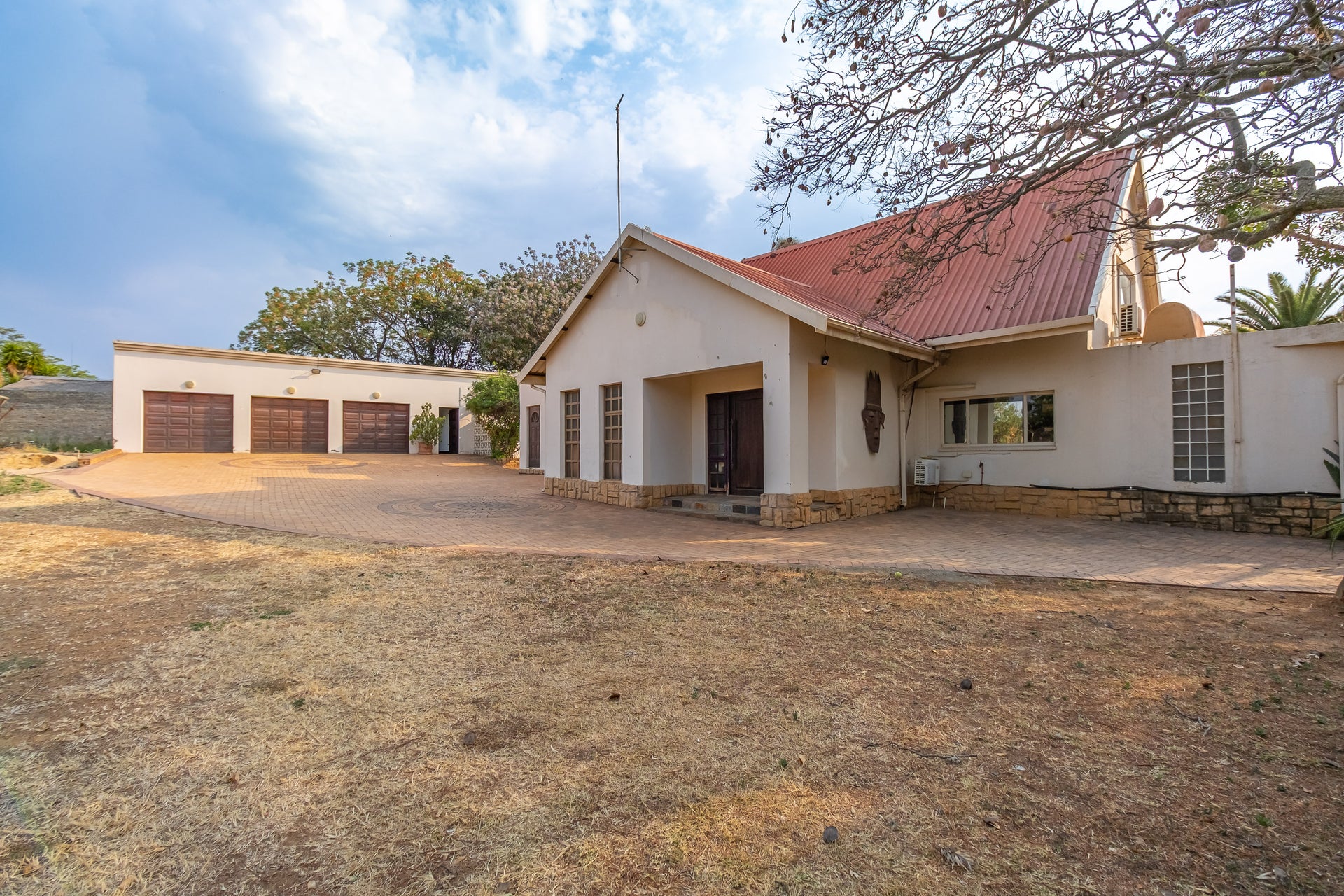 Property 2898556 - Image 51