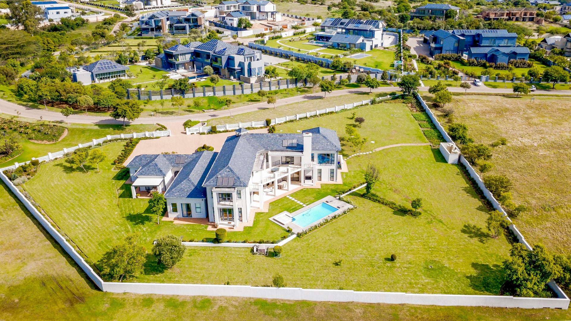 Property 3002815 - Image 2