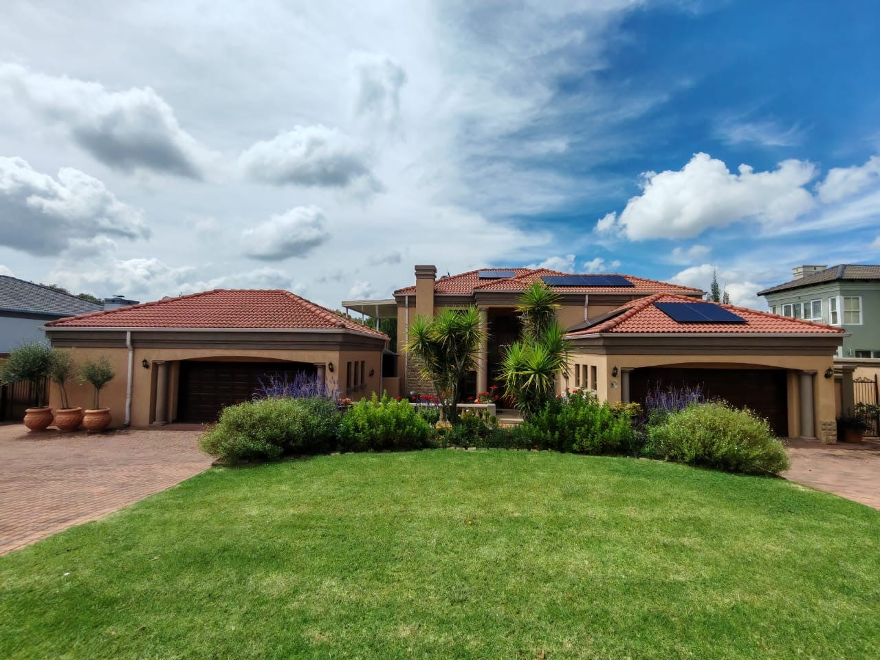 4 Bedroom House For Sale in Three Rivers East – SA Living